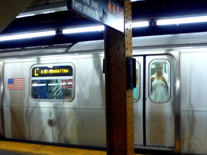 "Subway L". Manhattan. New York City. 2009